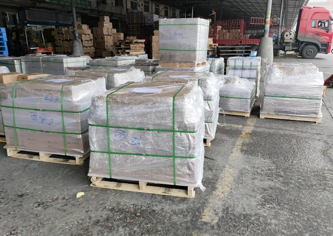 大理工程设备整车项目档案:从昆明发运到月台预排